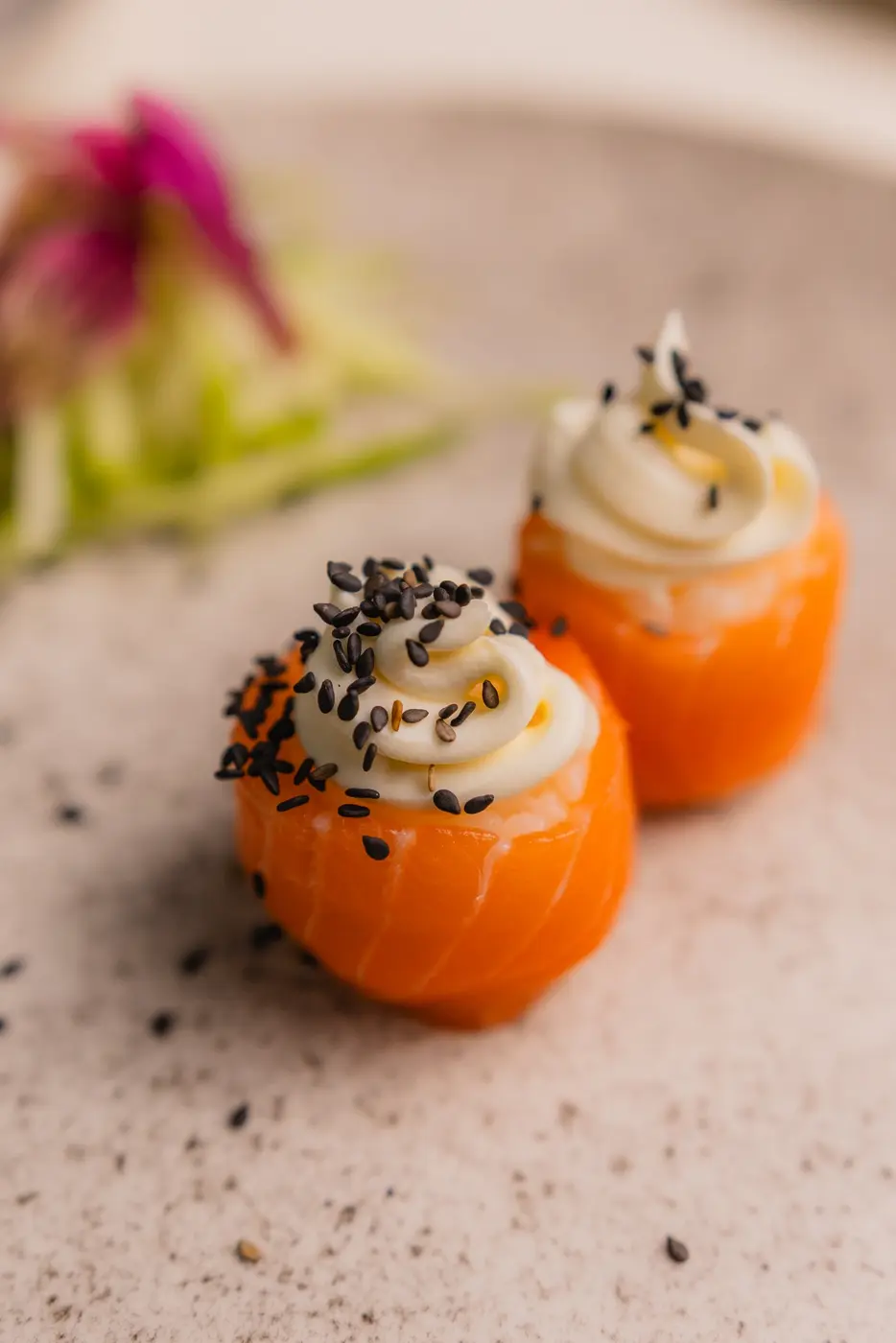 Sushi joy de salmão com cream cheese